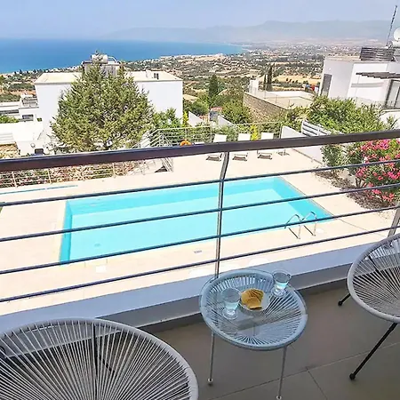 Nice home in Miliou-Paphos w/ WiFi&3 Bedrooms *
