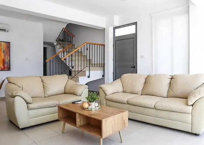 Amazing In Miliou-paphos With Wifi Vakantiehuis Neo Chorio